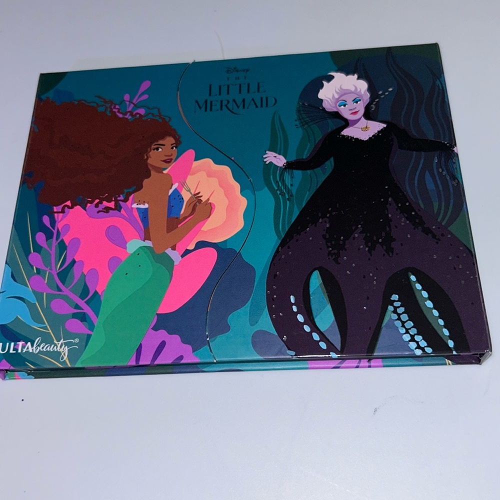 HP🎊🎊Disney's The Little Mermaid Eyeshadow Palette